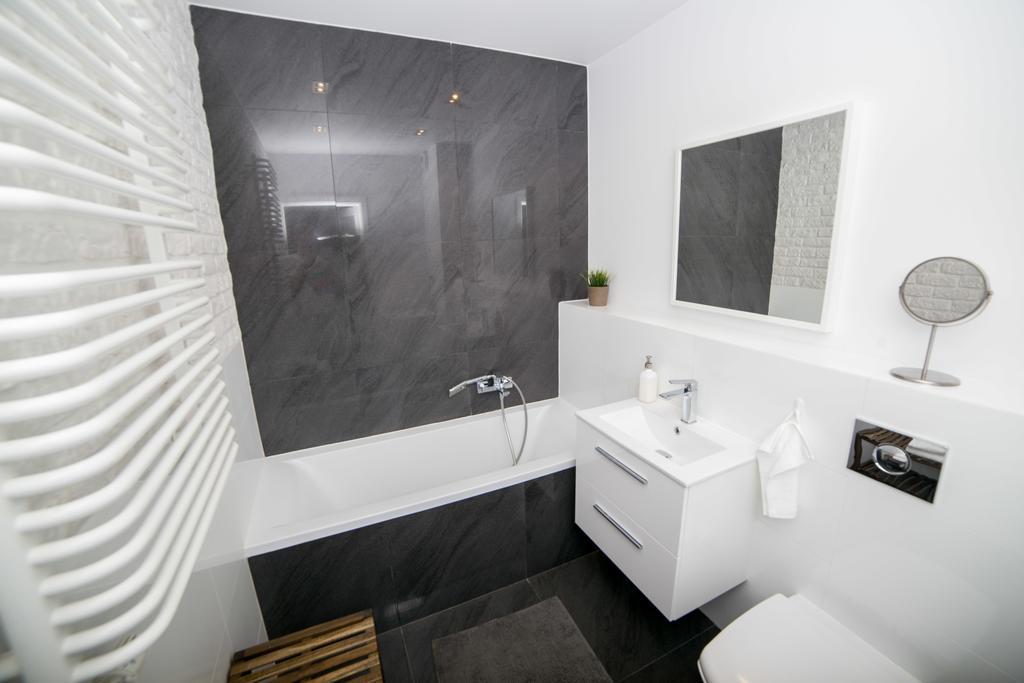 Luna Apartment *